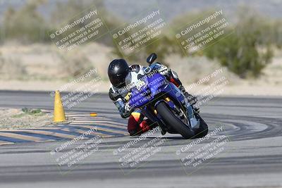 media/Jan-15-2026-Racers Edge (Thu) [[dfebeb70ab]]/3-B Group/Session 4 (Turn 5)/